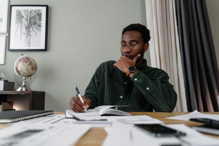 Read more about the article Finding the Right Accountant for Your Needs? Here’s How