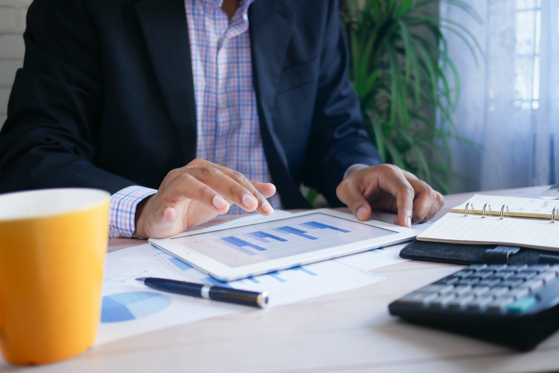 Read more about the article Taxing Wisely: 5 Tips to Use Your Tax Refund