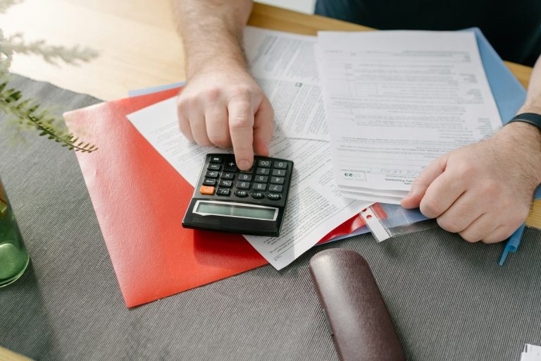 Read more about the article How to Make Tax Filing Simple for Your Small Business