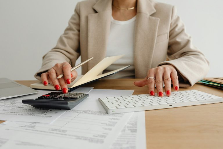 Read more about the article End-of-Autumn Checks with an Accountant in Maryborough